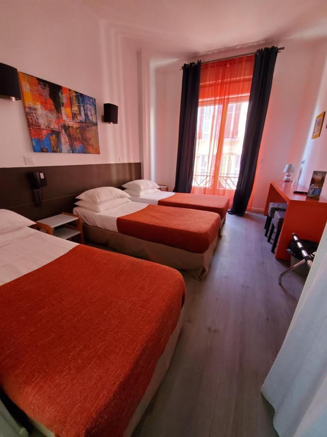 Brit Hotel Colbert Juan-les-Pins Buitenkant foto