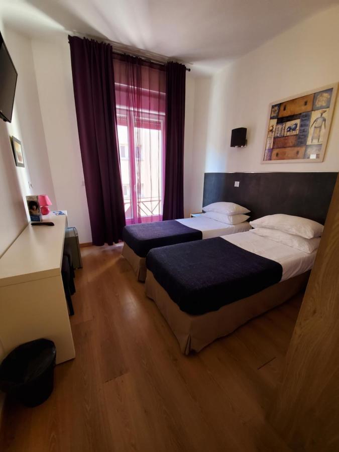 Brit Hotel Colbert Juan-les-Pins Buitenkant foto