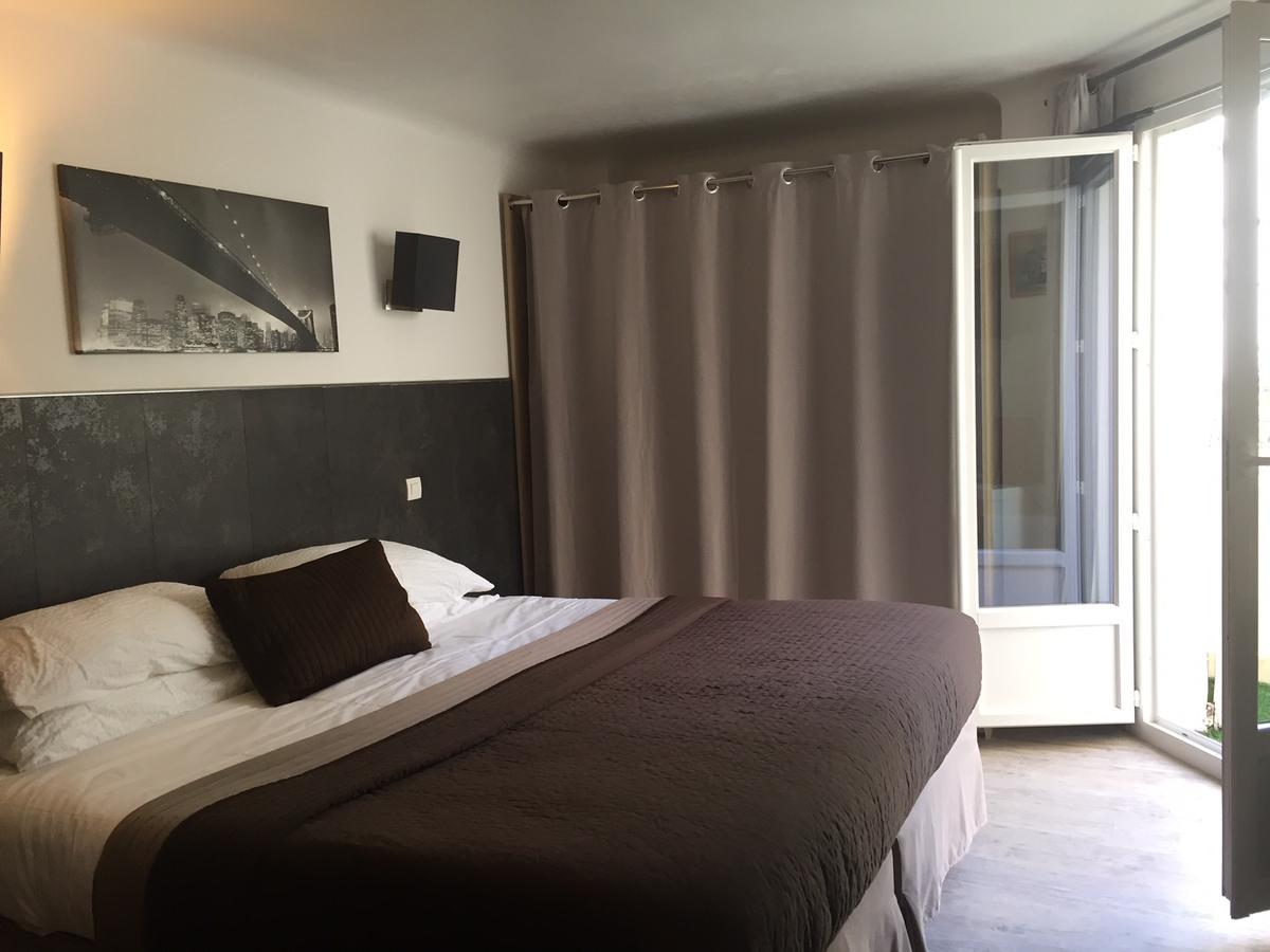 Brit Hotel Colbert Juan-les-Pins Buitenkant foto
