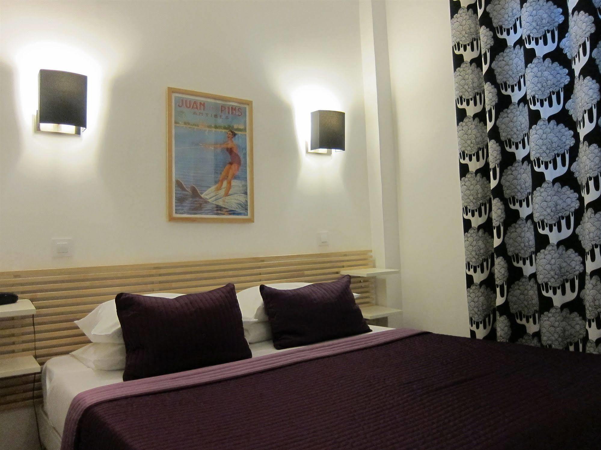 Brit Hotel Colbert Juan-les-Pins Buitenkant foto